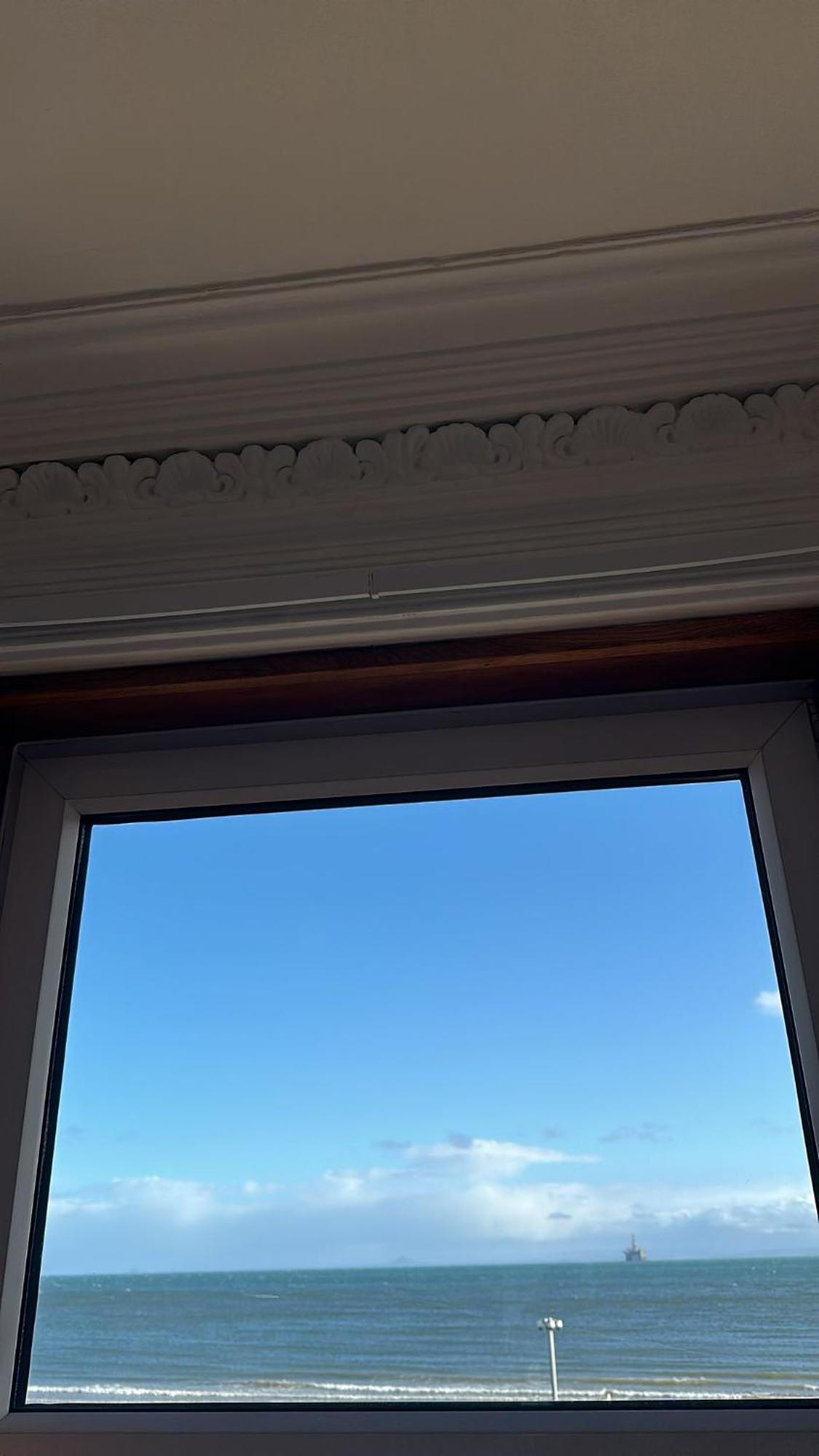 The Cairns Leven Hotel Leven  Bagian luar foto
