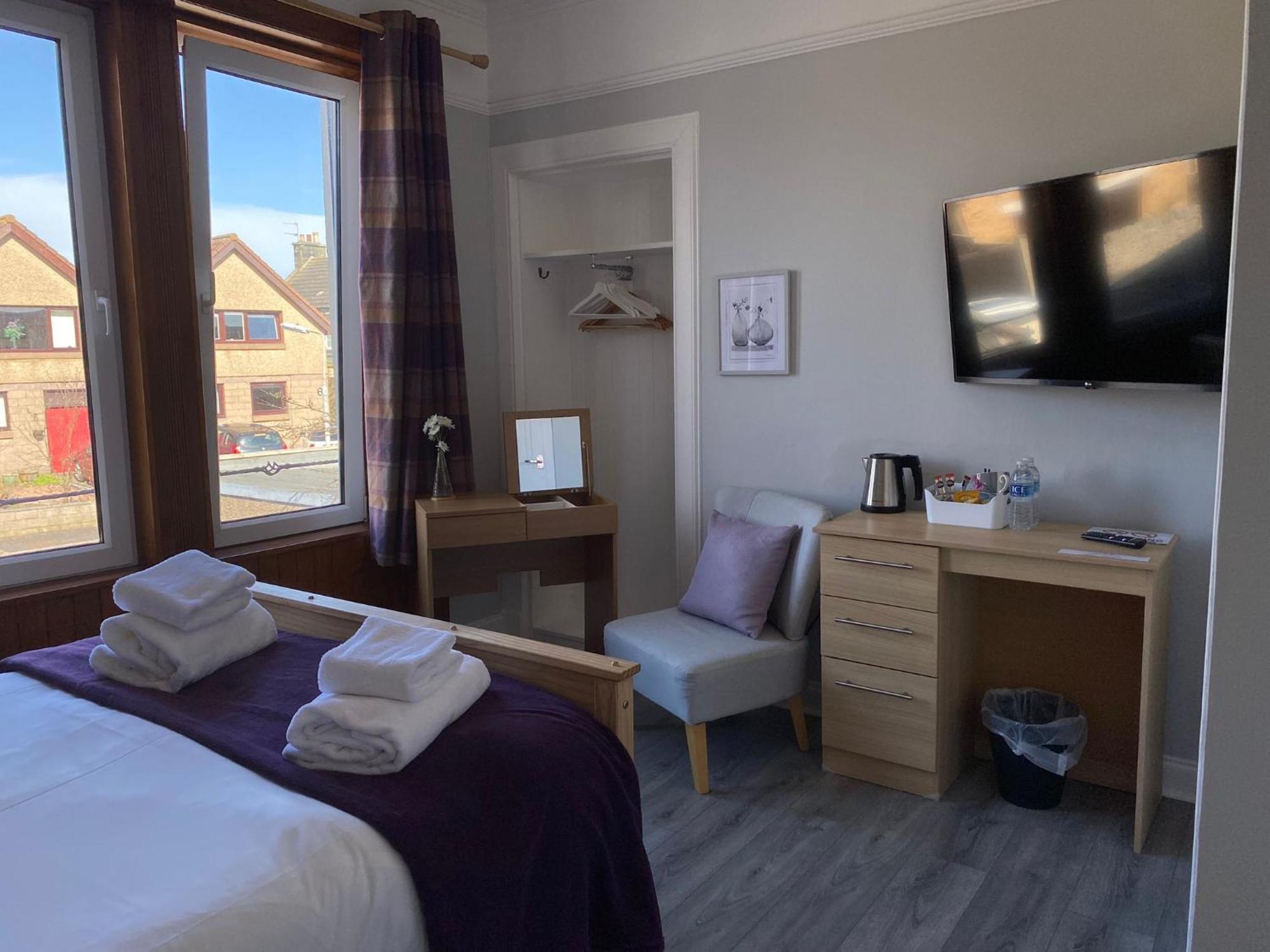 The Cairns Leven Hotel Leven  Bagian luar foto