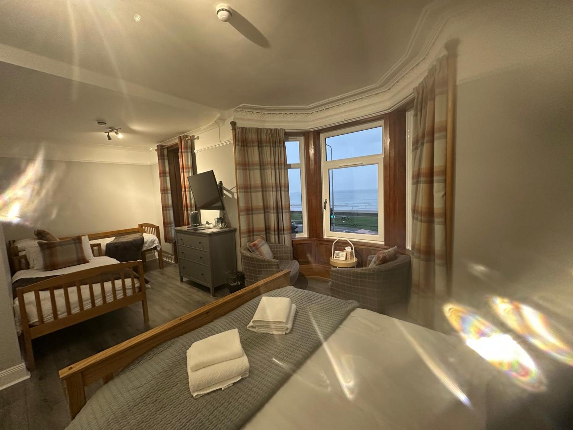 The Cairns Leven Hotel Leven  Bagian luar foto