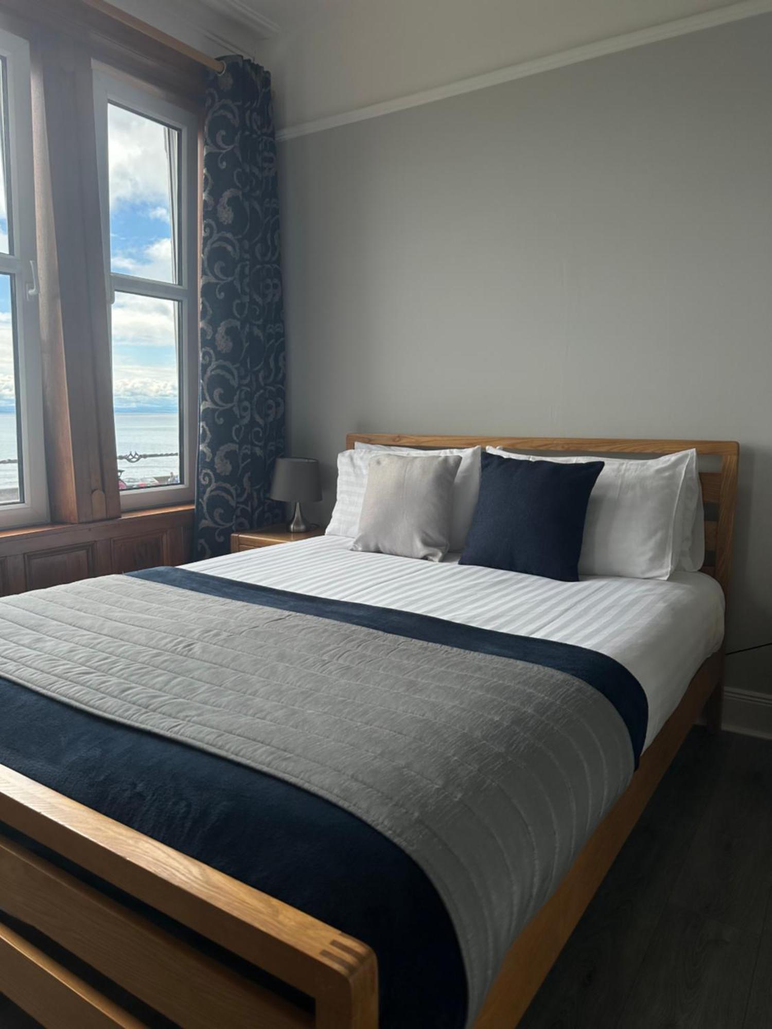 The Cairns Leven Hotel Leven  Bagian luar foto